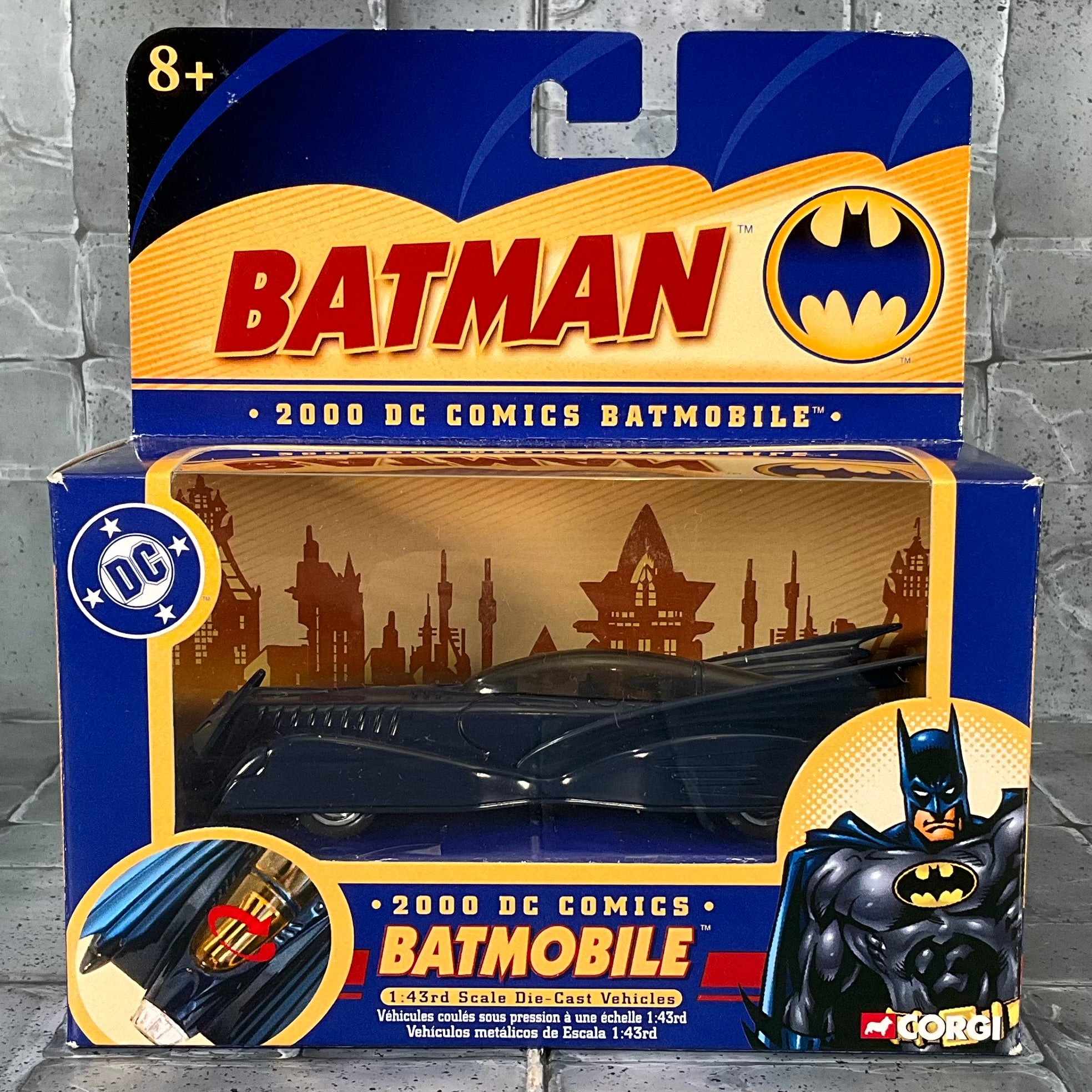 Corgi Classics: Batman - 2000 Batmobile