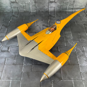 Star Wars: Phantom Menace - Naboo Fighter with Pilot