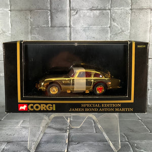 007 James Bond Corgi - Special Edition Gold Aston Martin