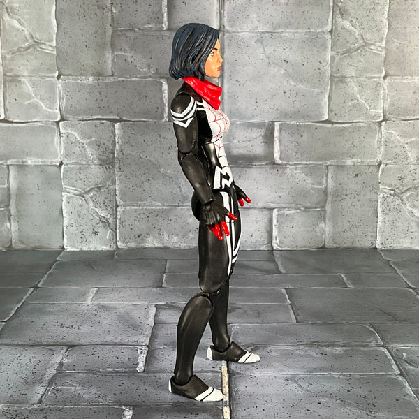 Marvel Legends: Spider-Man 60th Anniversary - Silk Spider