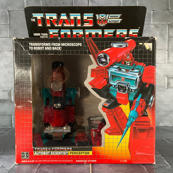 Transformers: G1 - PERCEPTOR Complete in Box (Takara)