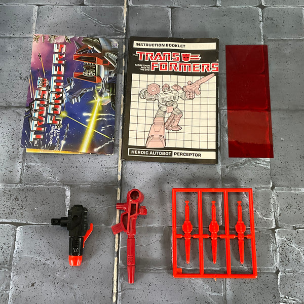 Transformers: G1 - PERCEPTOR Complete in Box (Takara)