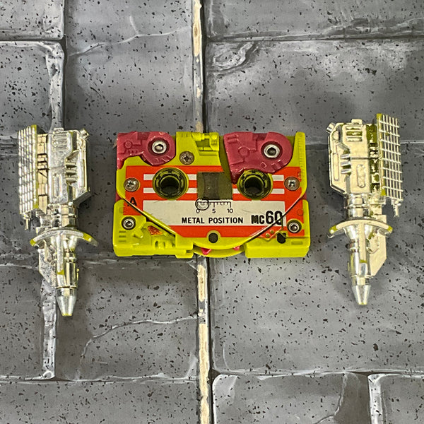 Transformers: G1 - Slugfest / Soundwave’s Dino Tape (Takara)