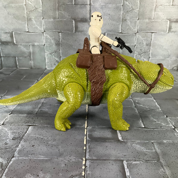 Vintage Kenner Star Wars - Dewback and Stormtrooper